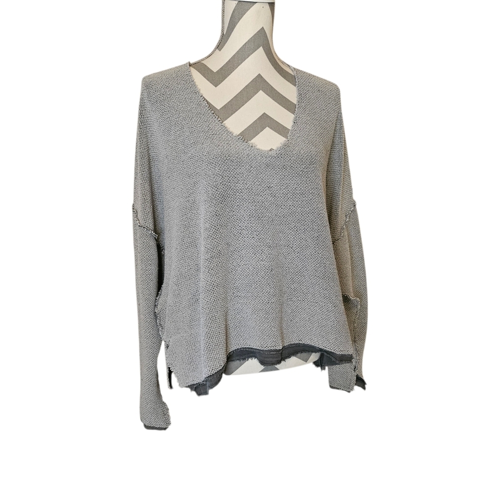 ​Free People | Gray Raw Hem Distressed V-Neck Thermal‎ Knit Sweater